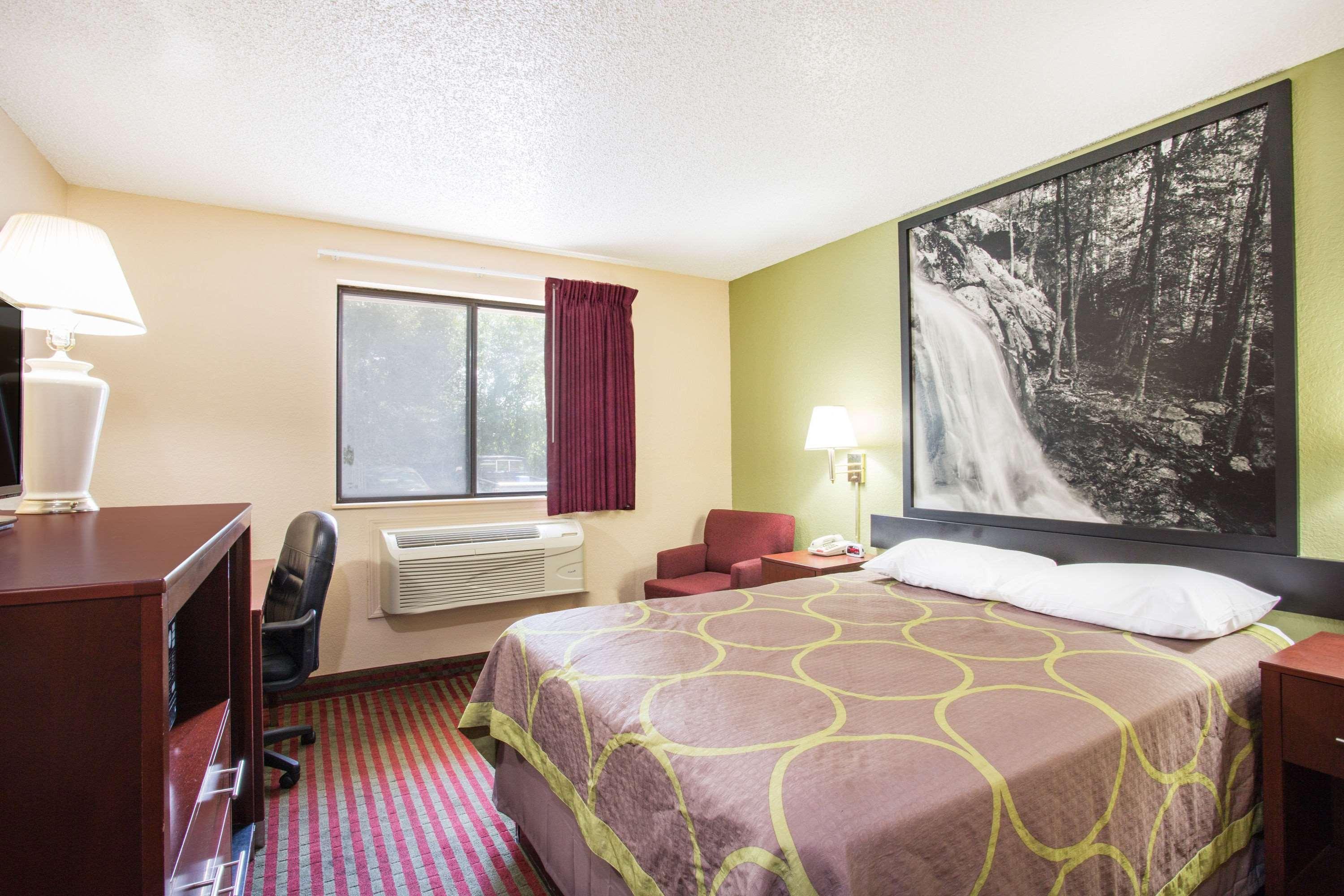 ซูเปอร์ 8 บาย วินด์แฮม แฮริสันเบิร์ก Motel แฮร์ริสันเบิร์ก ภายนอก รูปภาพ