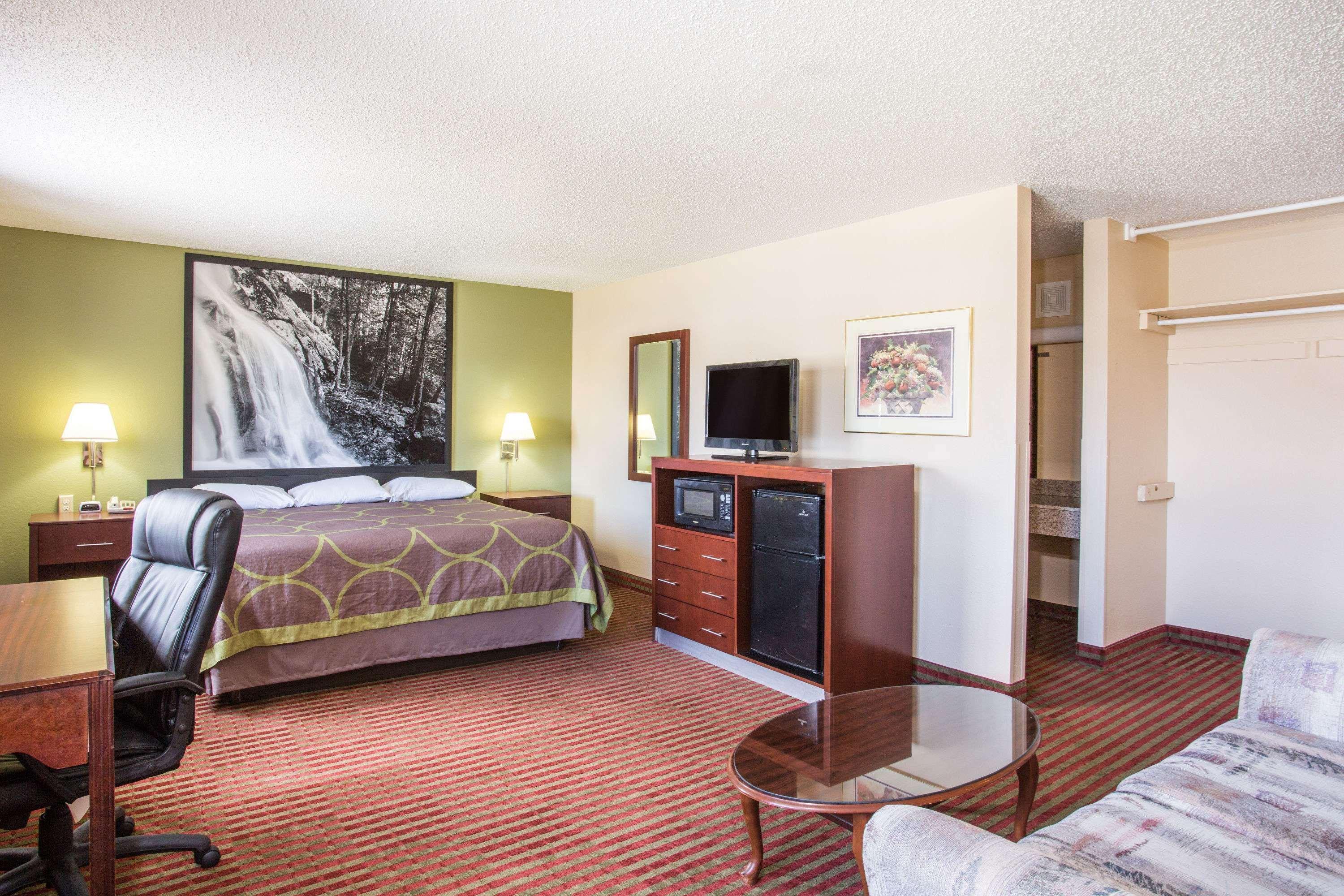 ซูเปอร์ 8 บาย วินด์แฮม แฮริสันเบิร์ก Motel แฮร์ริสันเบิร์ก ภายนอก รูปภาพ