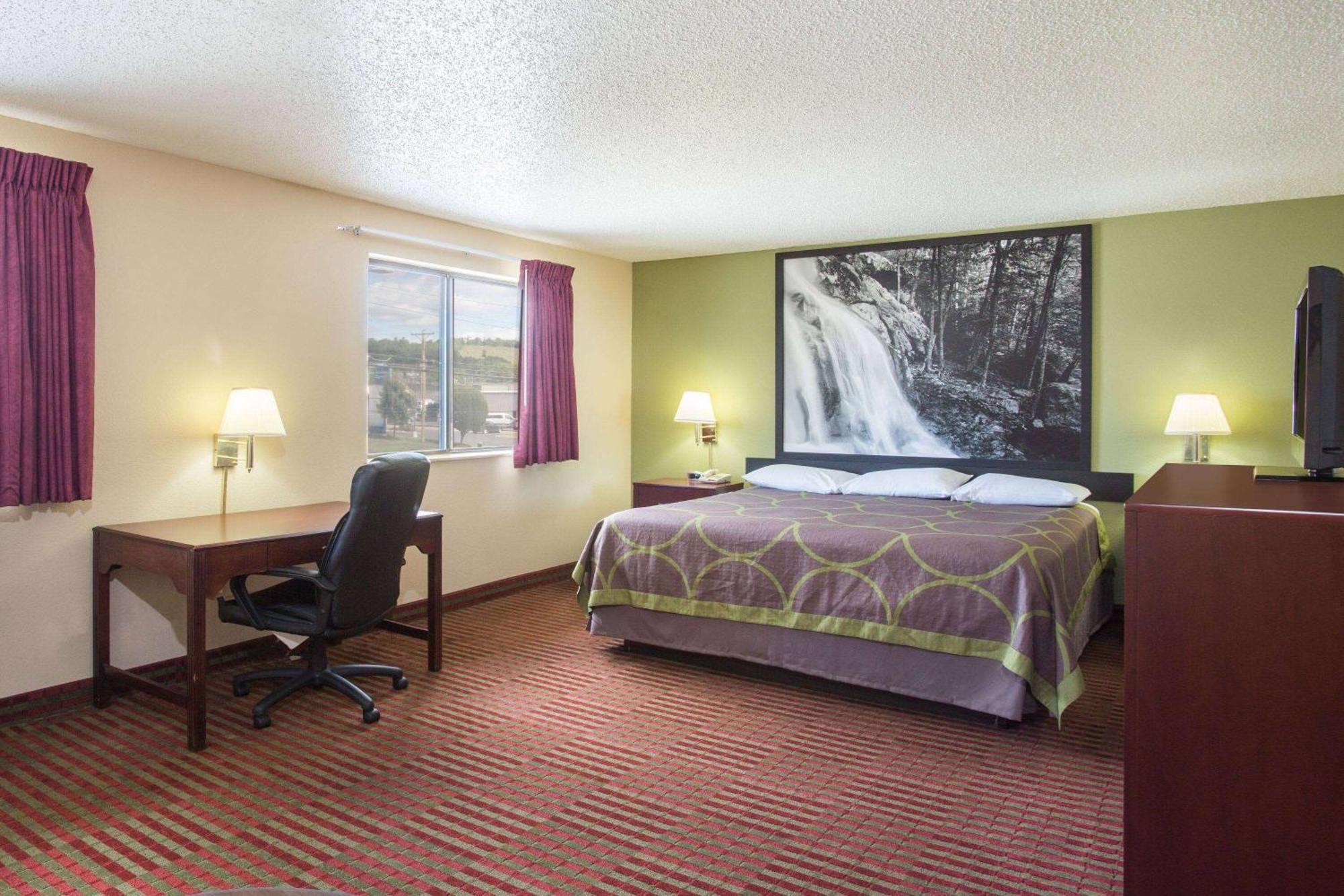 ซูเปอร์ 8 บาย วินด์แฮม แฮริสันเบิร์ก Motel แฮร์ริสันเบิร์ก ภายนอก รูปภาพ