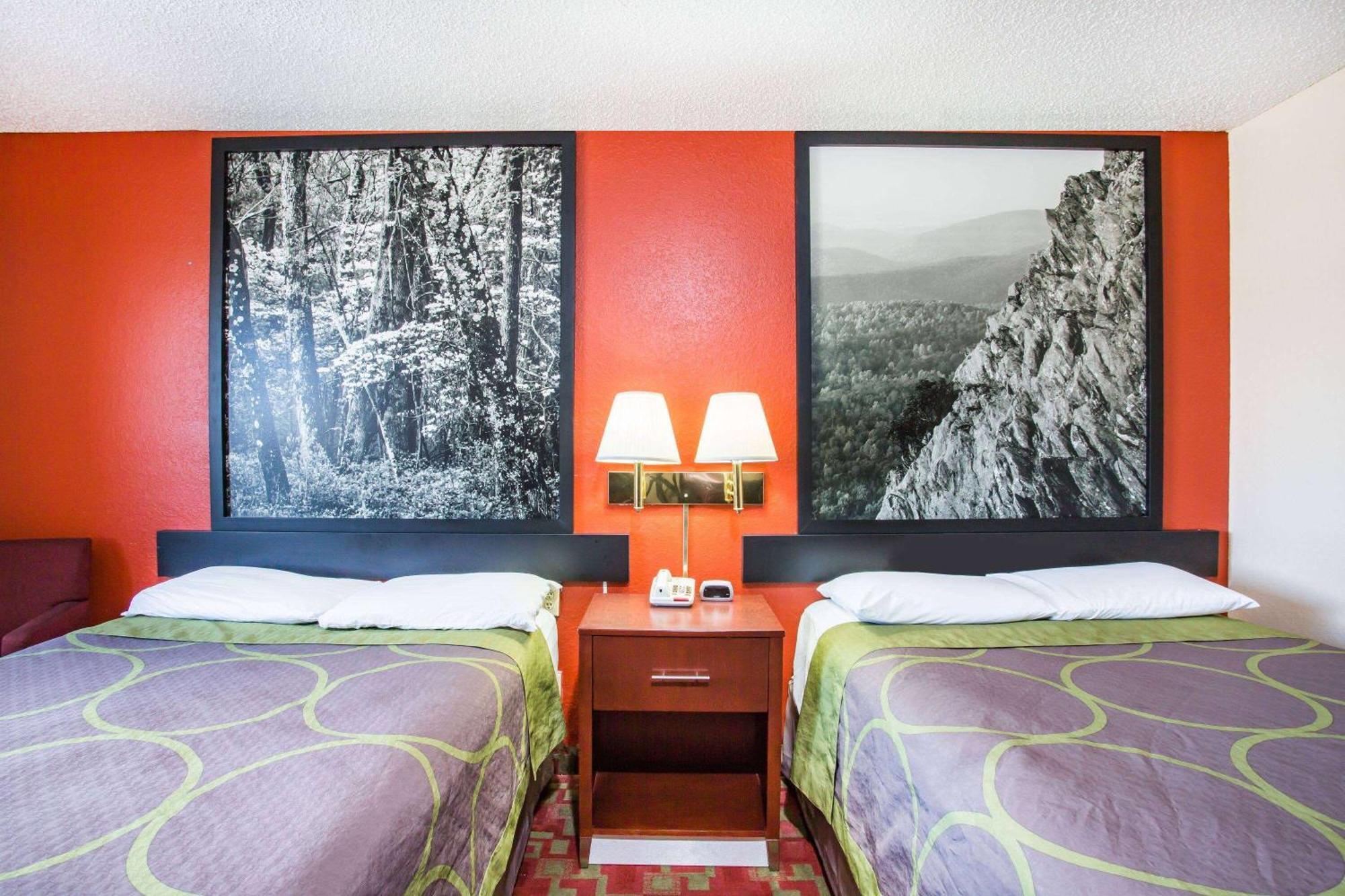 ซูเปอร์ 8 บาย วินด์แฮม แฮริสันเบิร์ก Motel แฮร์ริสันเบิร์ก ภายนอก รูปภาพ